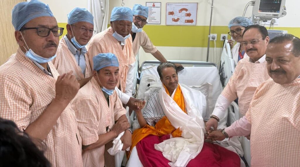 Sonam Wangchuk Ends Fast News In Hindi, Sonam Wangchuk Hunger Strike End