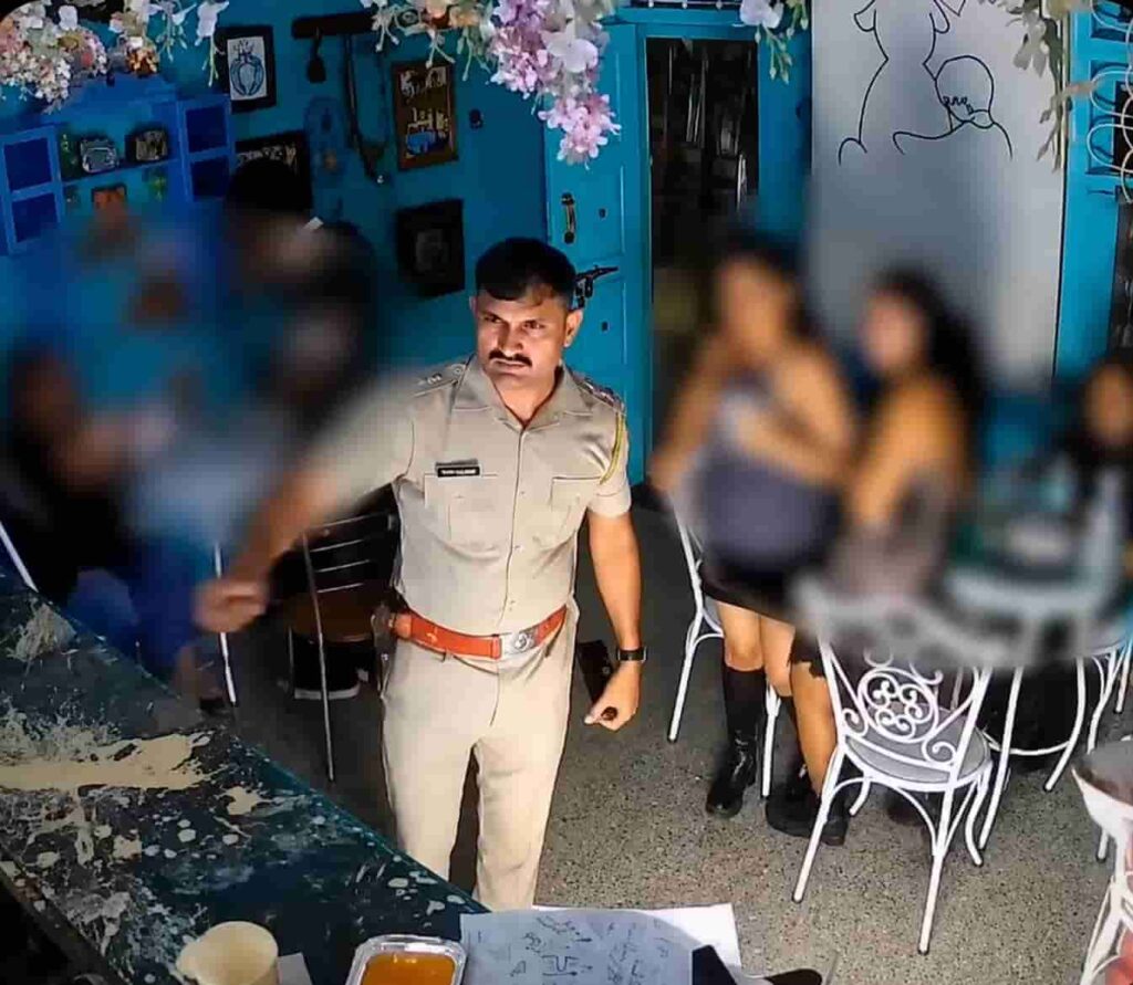 Pune Police Suspension news in hindi 