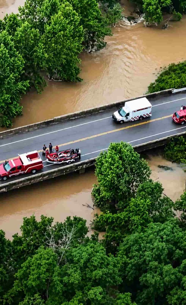 Flash Flood Missouri Roz Tak News