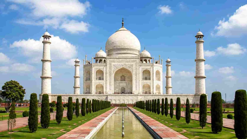 Taj Mahal Row